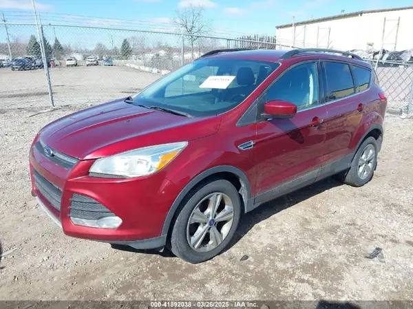 1FMCU0GX6GUC08824 2016 FORD ESCAPE - Image 2