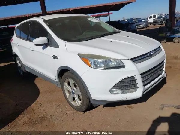 1FMCU0GX7GUB38749 2016 FORD ESCAPE - Image 1