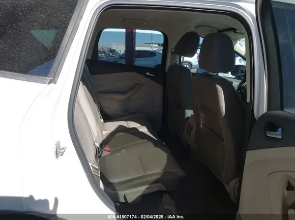 1FMCU0GX7GUB38749 2016 FORD ESCAPE - Image 8