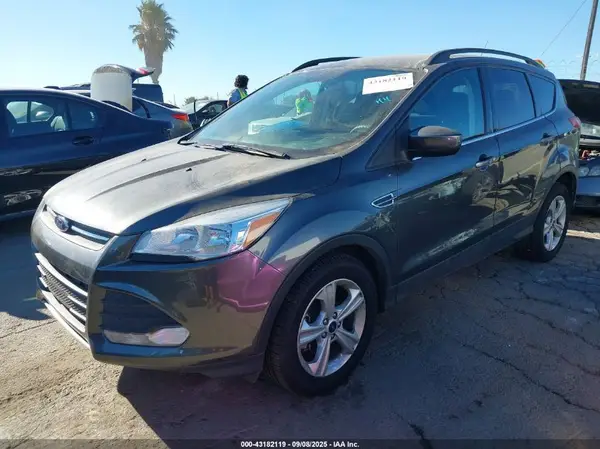 1FMCU0GX7GUB38878 2016 FORD ESCAPE - Image 2
