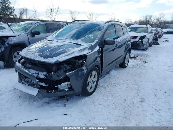 1FMCU0GX7GUB45426 2016 FORD ESCAPE - Image 2
