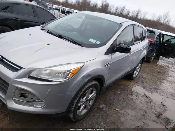 1FMCU0GX7GUC50953 2016 FORD ESCAPE - Image 2