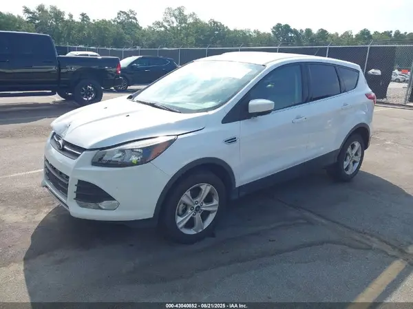 1FMCU0GX7GUC53688 2016 FORD ESCAPE - Image 2