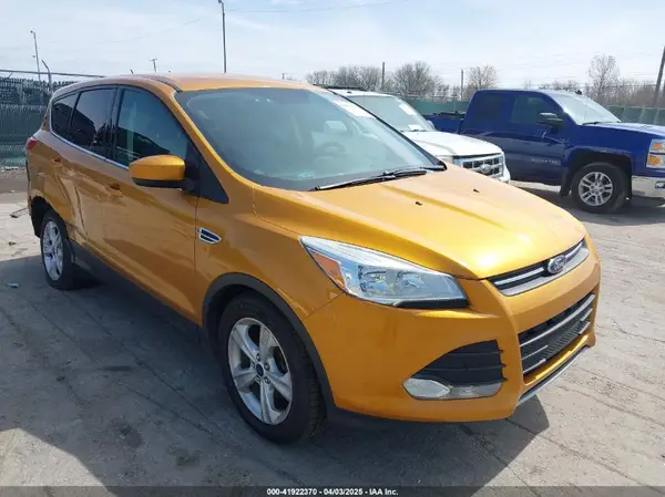 1FMCU0GX8GUA06518 2016 FORD ESCAPE - Image 1