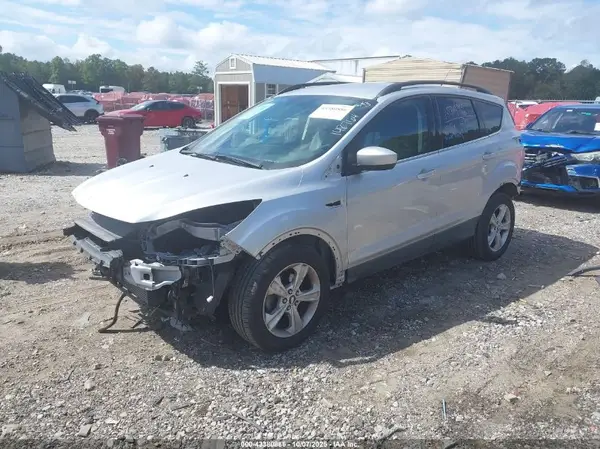 1FMCU0GX8GUA07605 2016 FORD ESCAPE - Image 2