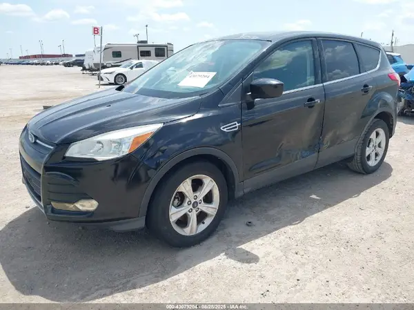 1FMCU0GX8GUA09984 2016 FORD ESCAPE - Image 2