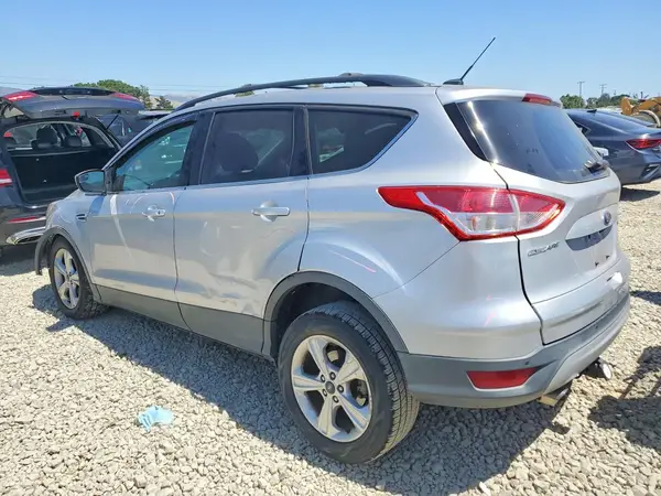 1FMCU0GX8GUA24713 2016 FORD ESCAPE - Image 2