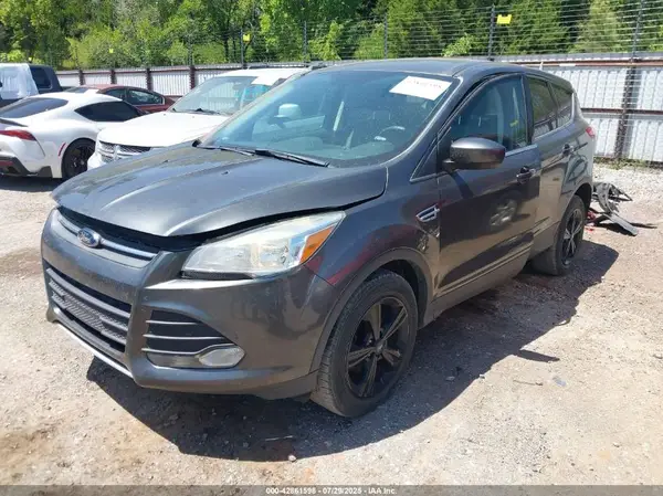 1FMCU0GX8GUA28972 2016 FORD ESCAPE - Image 2