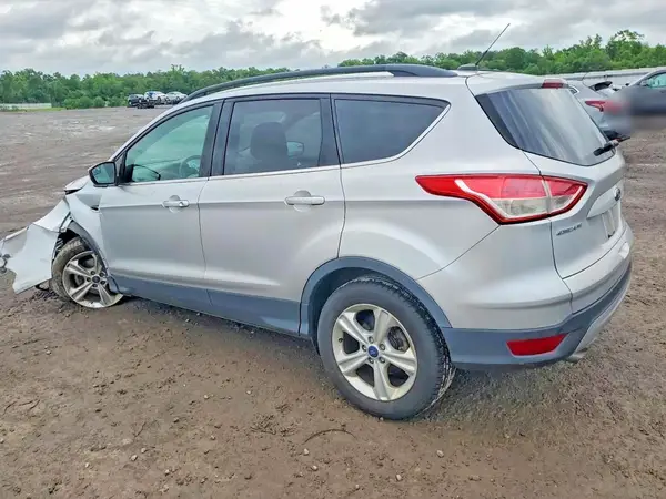 1FMCU0GX8GUA45772 2016 FORD ESCAPE - Image 2
