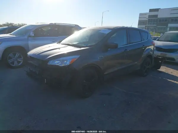 1FMCU0GX8GUA52771 2016 FORD ESCAPE - Image 2