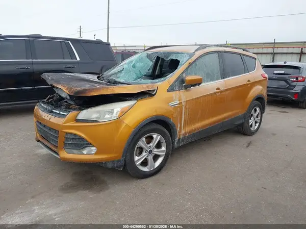 1FMCU0GX8GUA55413 2016 FORD ESCAPE - Image 2