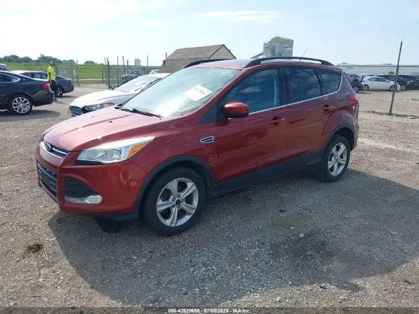 1FMCU0GX8GUA64600 2016 FORD ESCAPE - Image 2