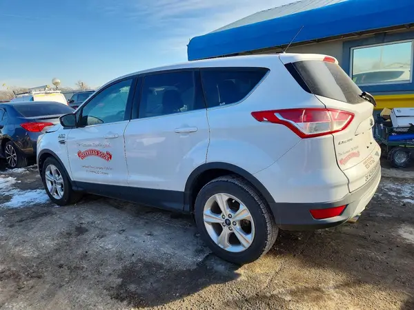 1FMCU0GX8GUB16498 2016 FORD ESCAPE - Image 2