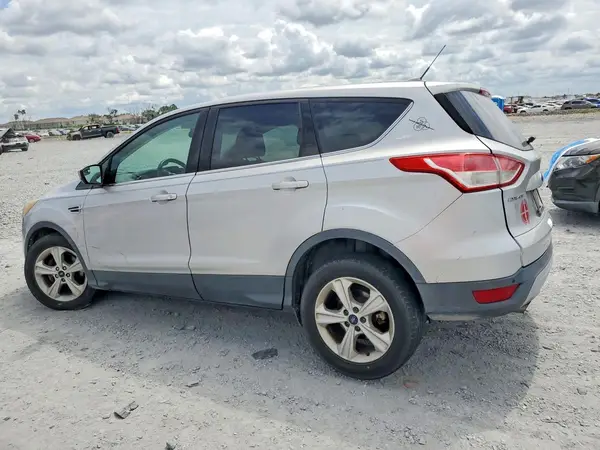 1FMCU0GX8GUB24956 2016 FORD ESCAPE - Image 2