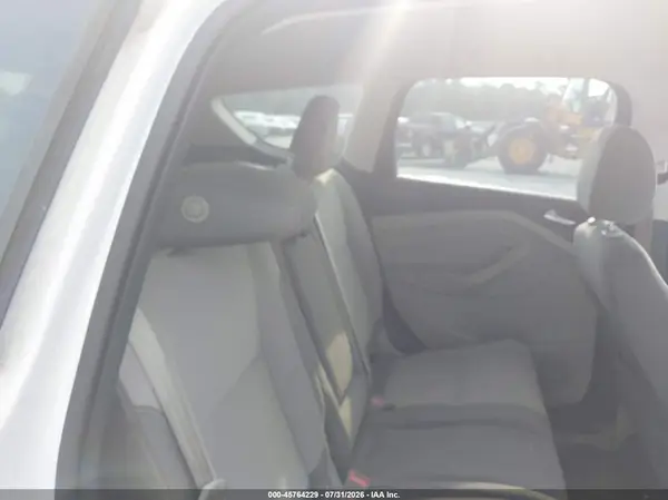1FMCU0GX8GUB41207 2016 FORD ESCAPE - Image 8