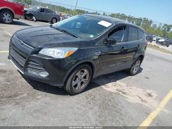 1FMCU0GX8GUB74806 2016 FORD ESCAPE - Image 2
