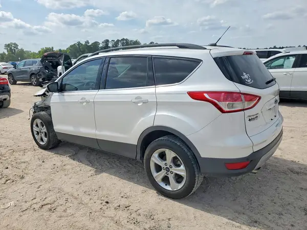 1FMCU0GX8GUC57605 2016 FORD ESCAPE - Image 2