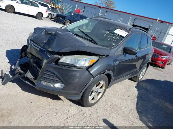 1FMCU0GX9GUA94592 2016 FORD ESCAPE - Image 2
