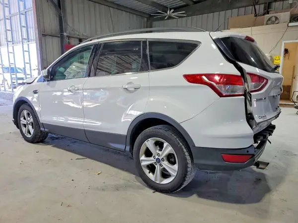 1FMCU0GX9GUA96021 2016 FORD ESCAPE - Image 2