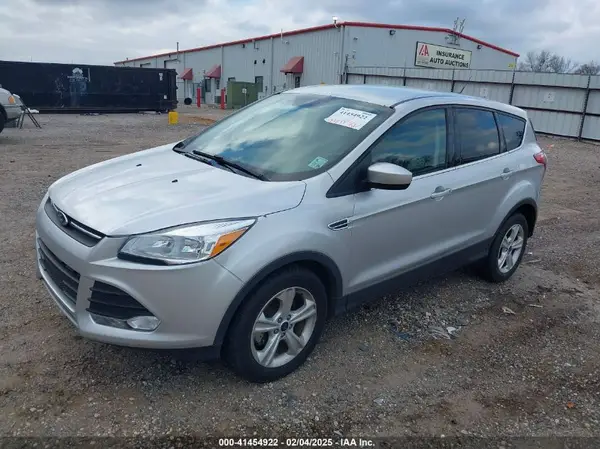1FMCU0GX9GUB07146 2016 FORD ESCAPE - Image 2