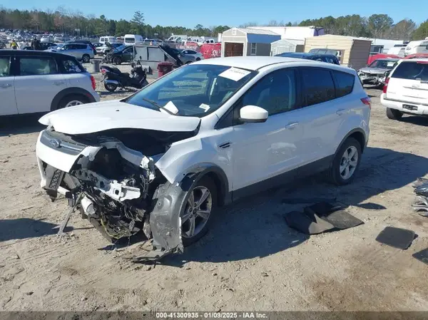 1FMCU0GX9GUB08815 2016 FORD ESCAPE - Image 2