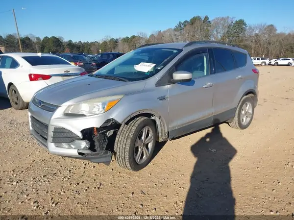 1FMCU0GX9GUB35142 2016 FORD ESCAPE - Image 2
