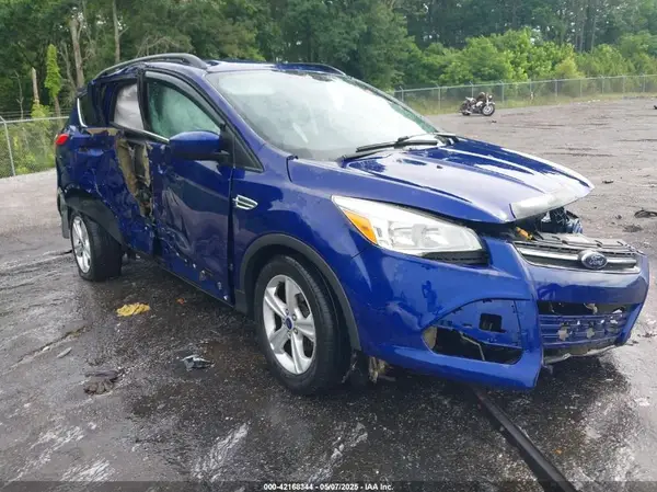 1FMCU0GX9GUC25066 2016 FORD ESCAPE - Image 1