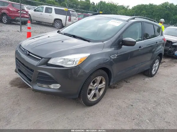 1FMCU0GX9GUC56396 2016 FORD ESCAPE - Image 2