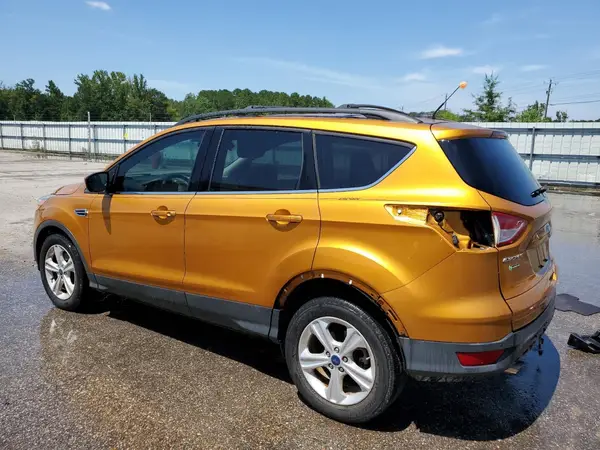 1FMCU0GXXGUA04141 2016 FORD ESCAPE - Image 2
