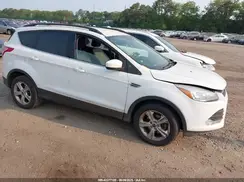 1FMCU0GXXGUA08917 2016 FORD ESCAPE