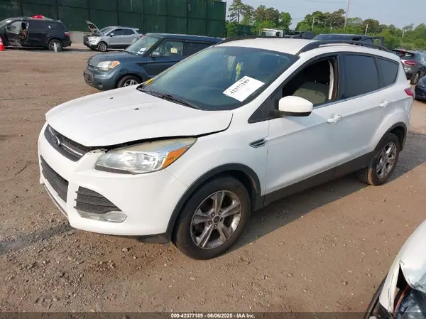 1FMCU0GXXGUA08917 2016 FORD ESCAPE - Image 2
