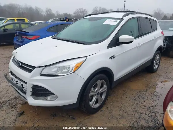 1FMCU0GXXGUA60211 2016 FORD ESCAPE - Image 2