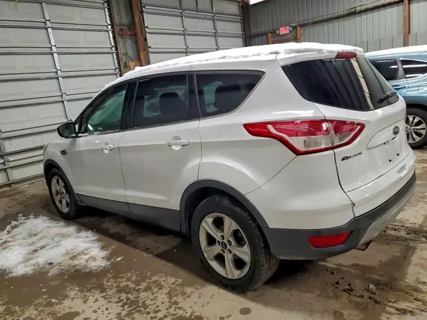 1FMCU0GXXGUB16521 2016 FORD ESCAPE - Image 2