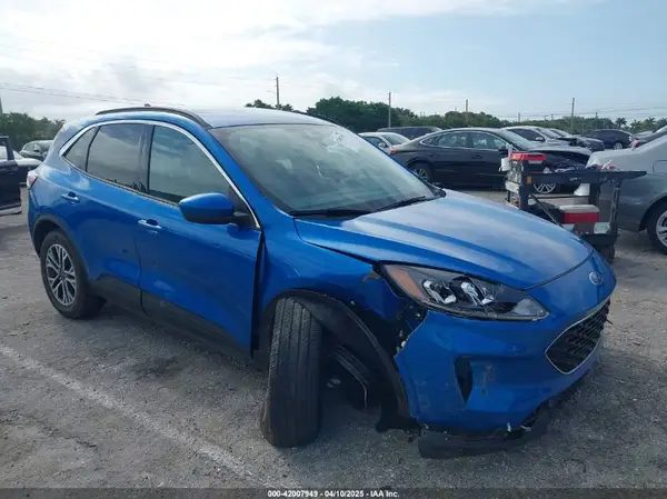 1FMCU0H60LUB45316 2020 FORD ESCAPE - Image 1