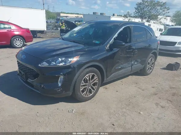1FMCU0H60LUB54887 2020 FORD ESCAPE - Image 2