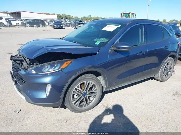 1FMCU0H61LUB48807 2020 FORD ESCAPE - Image 2