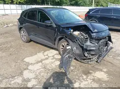 1FMCU0H61NUB64699 2022 FORD ESCAPE