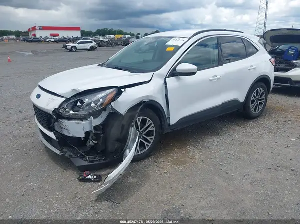 1FMCU0H62LUA80811 2020 FORD ESCAPE - Image 2