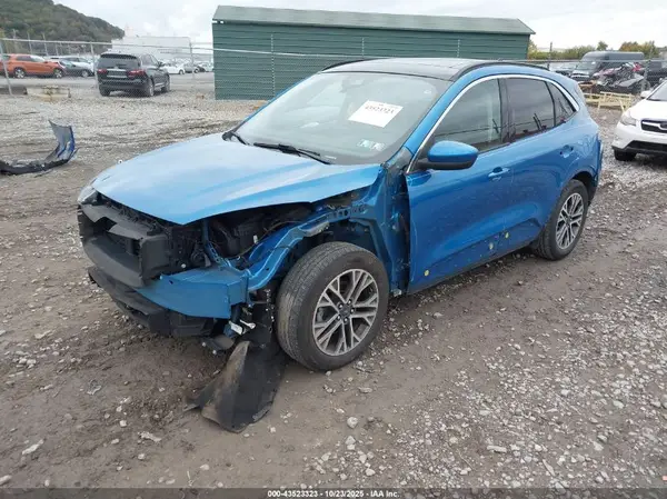 1FMCU0H62LUB22359 2020 FORD ESCAPE - Image 2