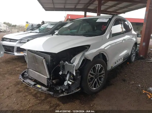 1FMCU0H62LUB45768 2020 FORD ESCAPE - Image 2