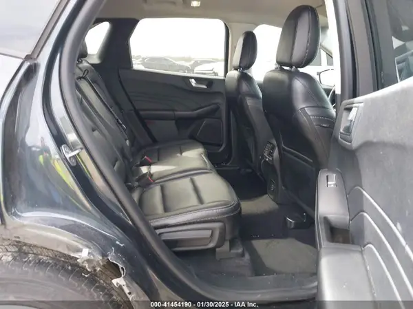 1FMCU0H62NUA30008 2022 FORD ESCAPE - Image 8