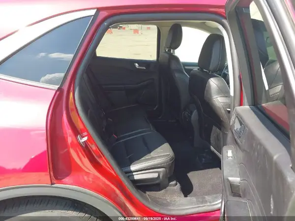 1FMCU0H62NUB43568 2022 FORD ESCAPE - Image 8