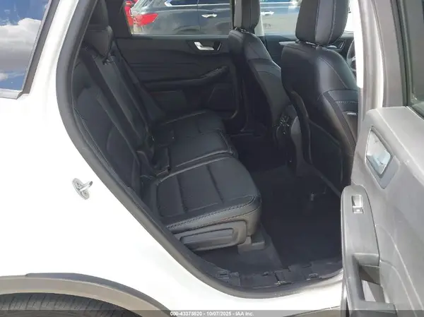 1FMCU0H62NUB94083 2022 FORD ESCAPE - Image 8