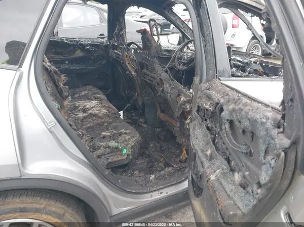 1FMCU0H64NUA53905 2022 FORD ESCAPE - Image 8