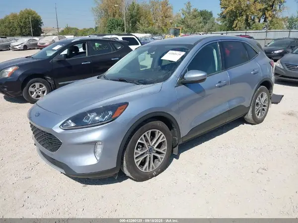 1FMCU0H64NUB03377 2022 FORD ESCAPE - Image 2