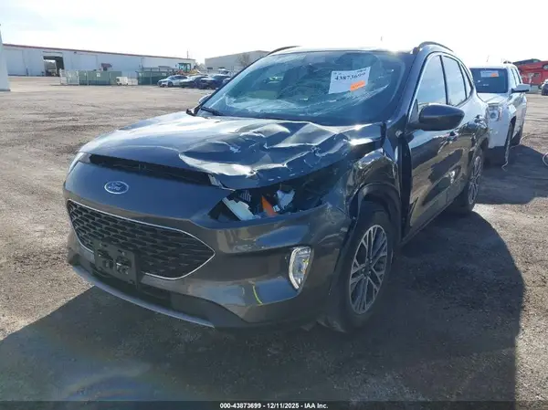 1FMCU0H65LUA31280 2020 FORD ESCAPE - Image 2