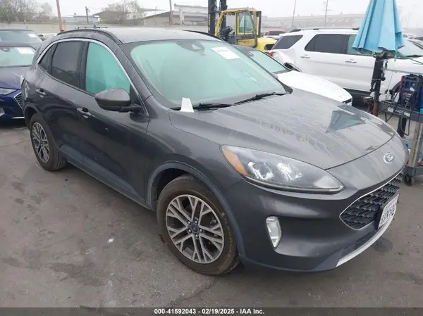 1FMCU0H66LUB69653 2020 FORD ESCAPE - Image 1