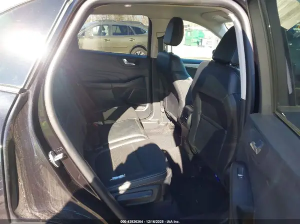 1FMCU0H67MUB32533 2021 FORD ESCAPE - Image 8
