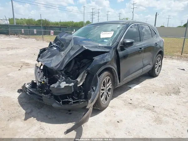 1FMCU0H67NUA59486 2022 FORD ESCAPE - Image 2