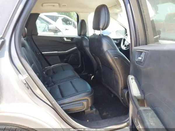 1FMCU0H68MUA09727 2021 FORD ESCAPE - Image 8
